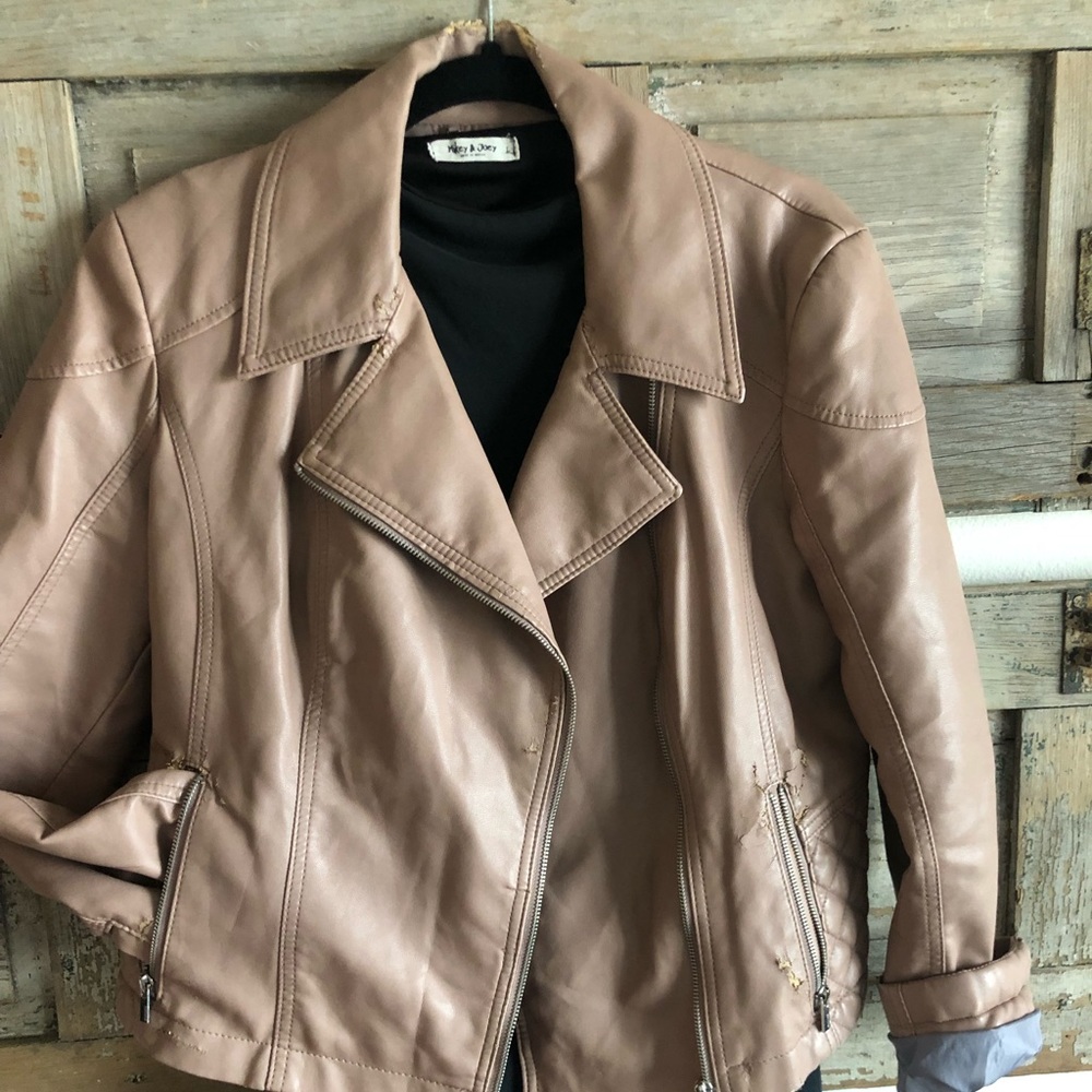 Distressed Jacket - Picture 2 of 8
